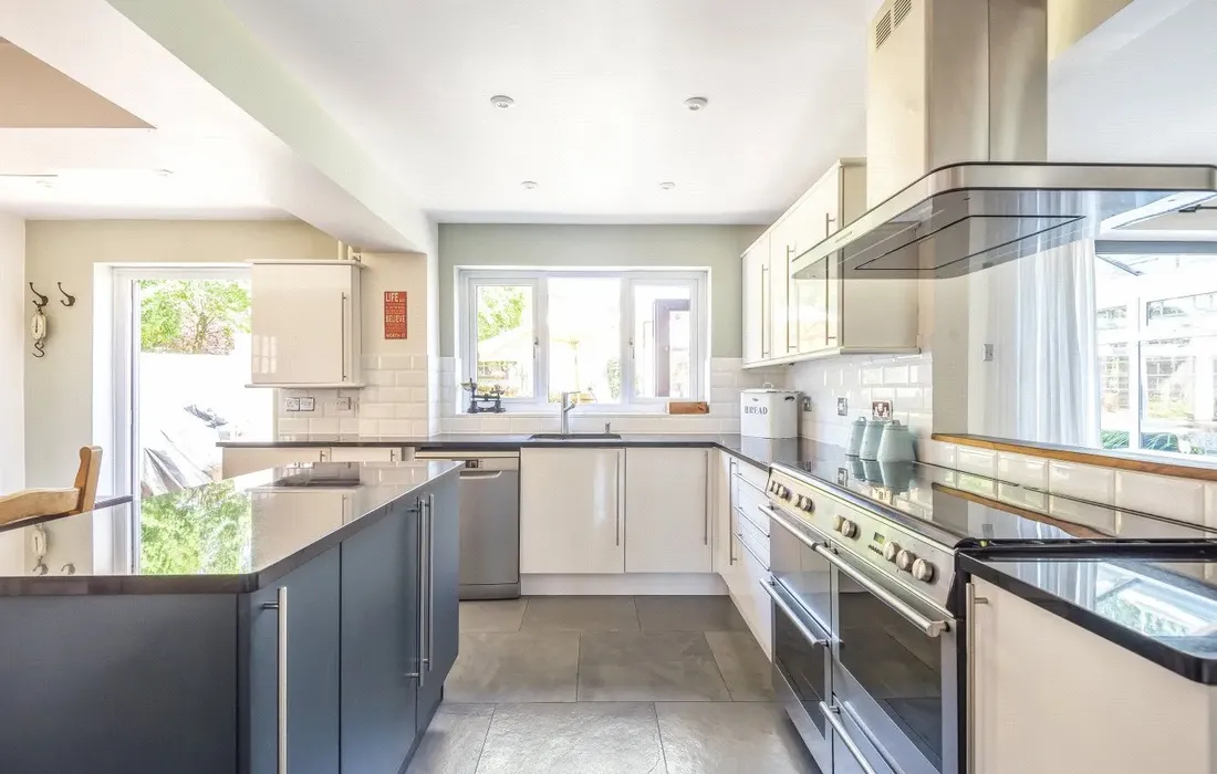 5 bedroom house for sale