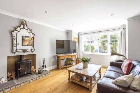 5 bedroom house for sale