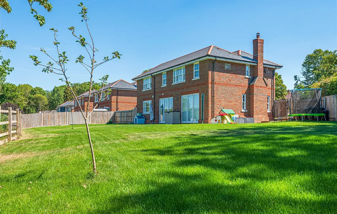 4 bedroom house to rent