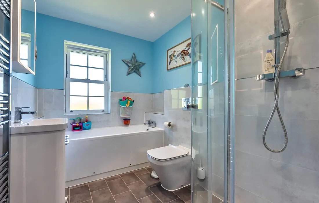 4 bedroom house to rent