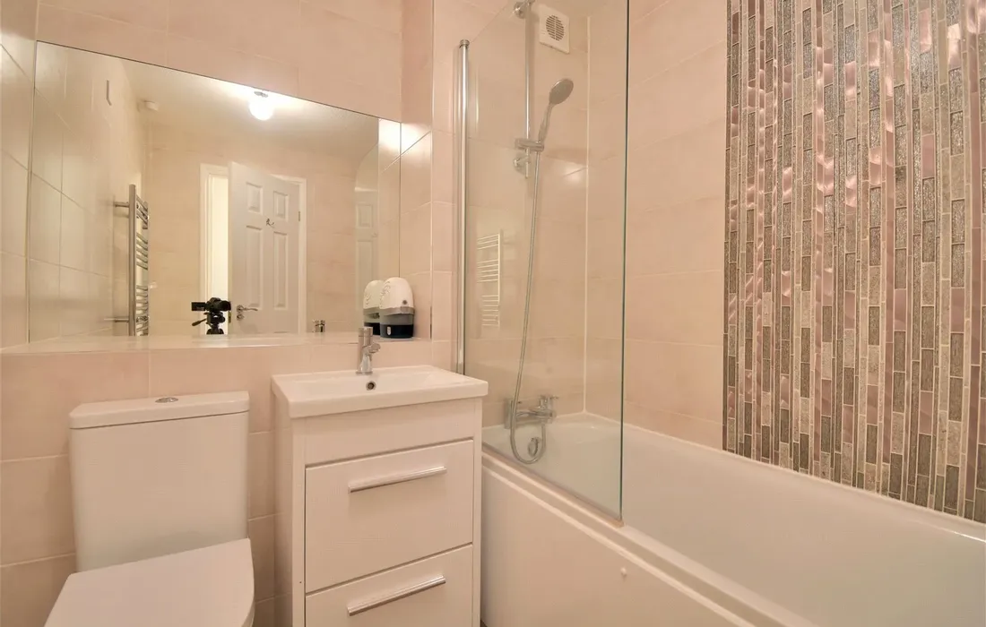 1 bedroom apartment to rent
