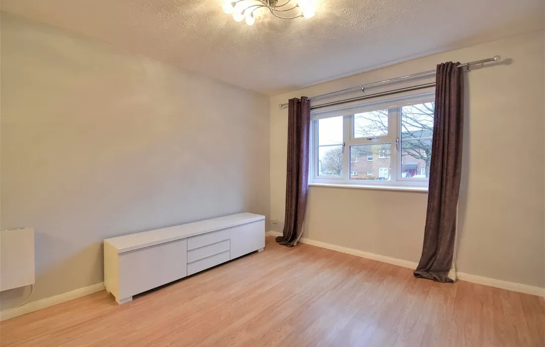 1 bedroom apartment to rent