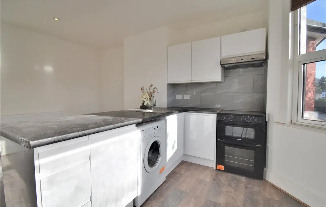 2 bedroom apartment to rent