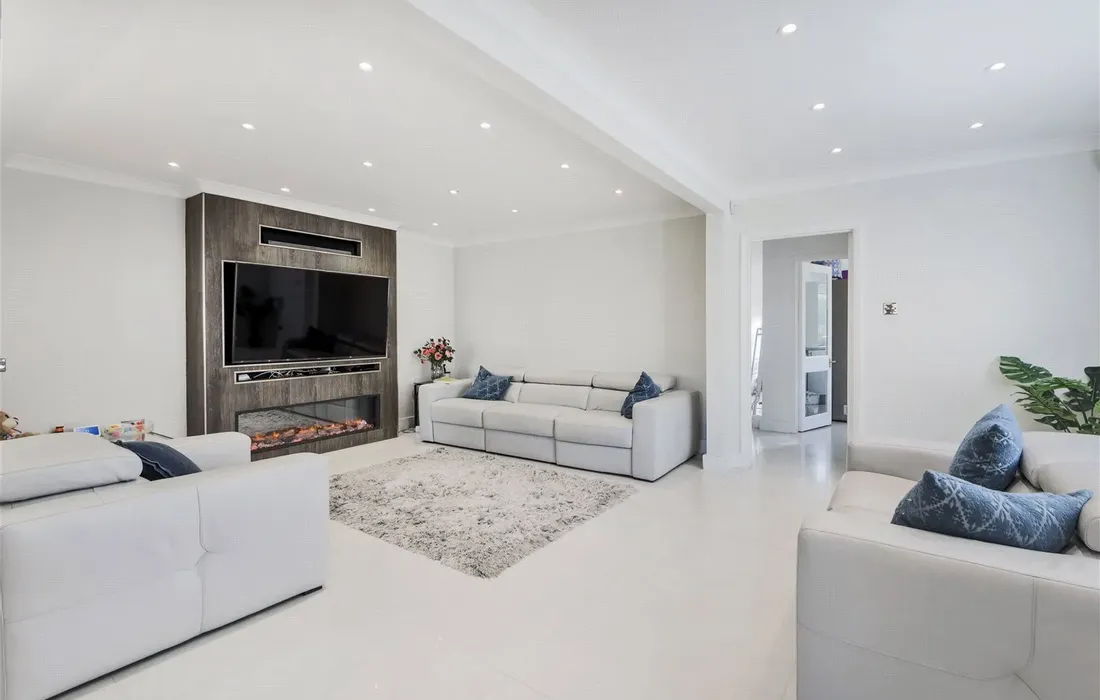 4 bedroom house for sale