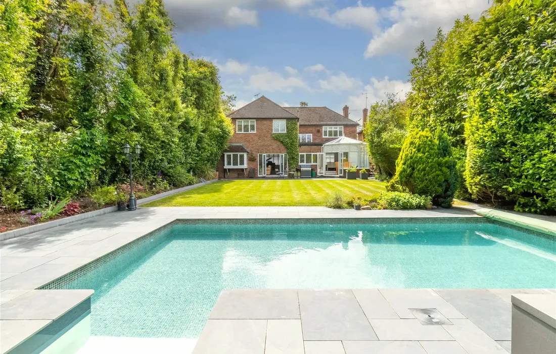 5 bedroom house for sale