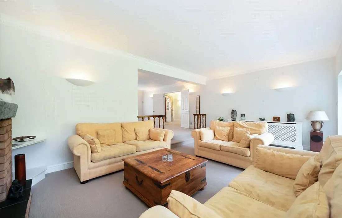 5 bedroom house for sale