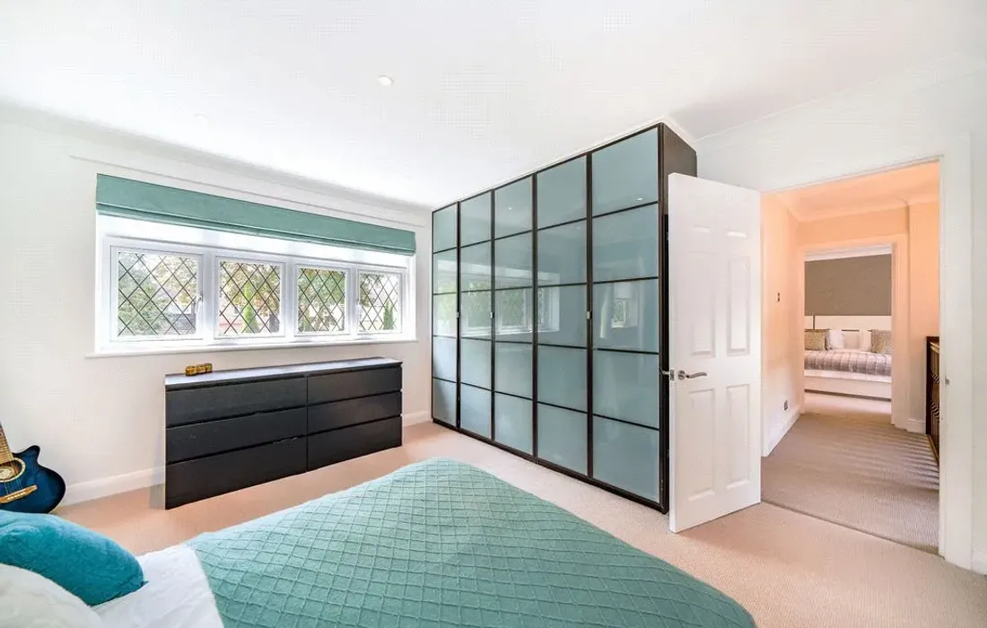 5 bedroom house for sale