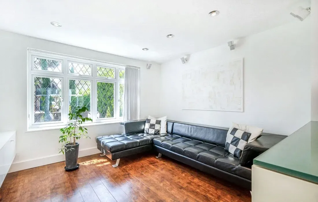 5 bedroom house for sale