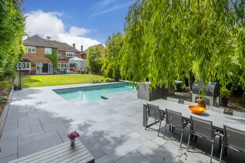 5 bedroom house for sale