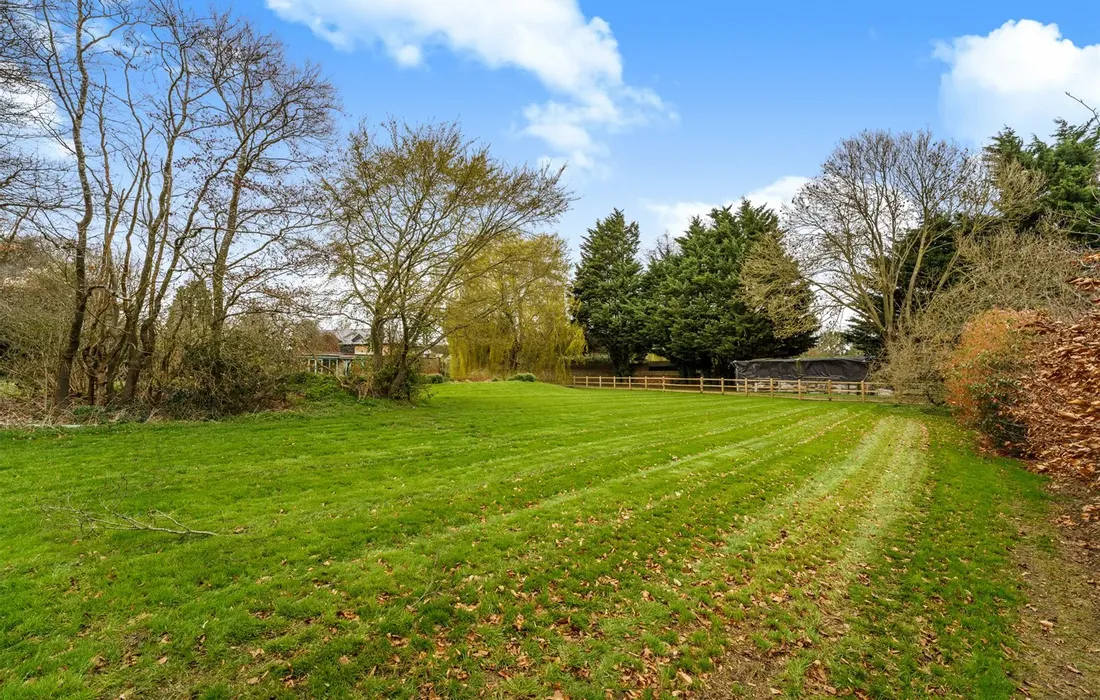 5 bedroom house for sale