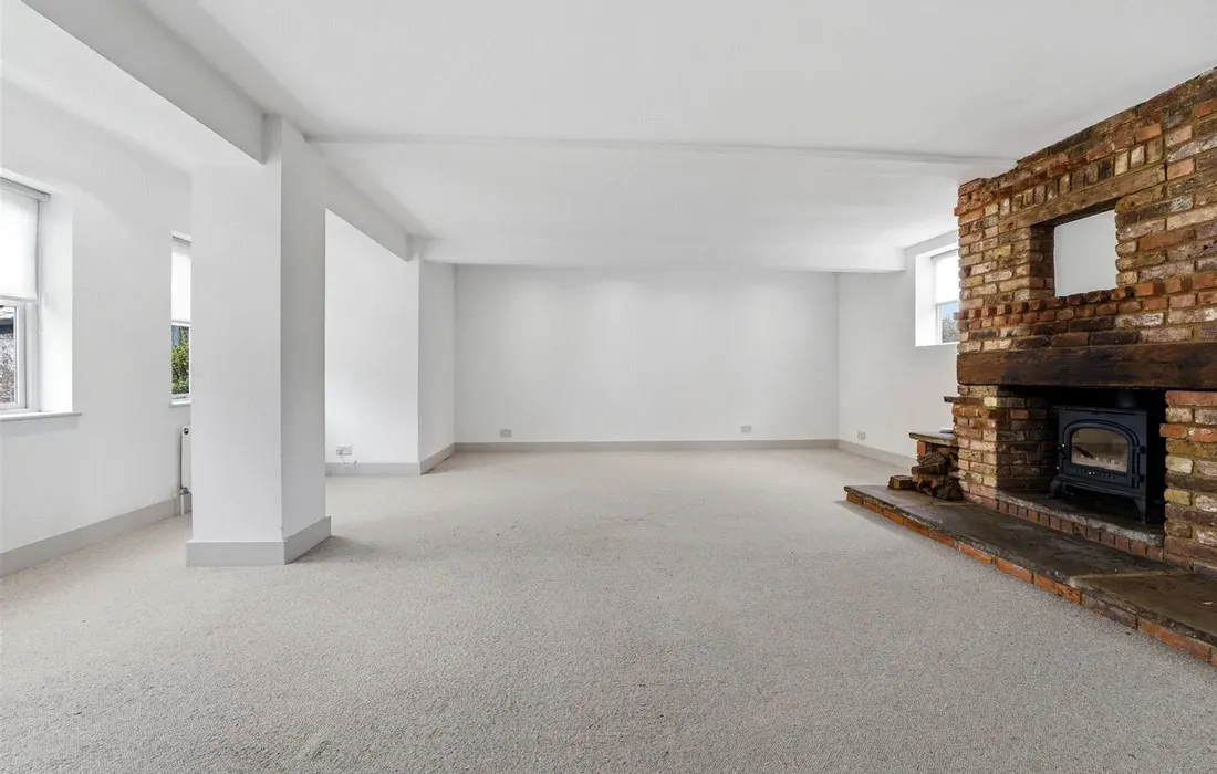 5 bedroom house for sale