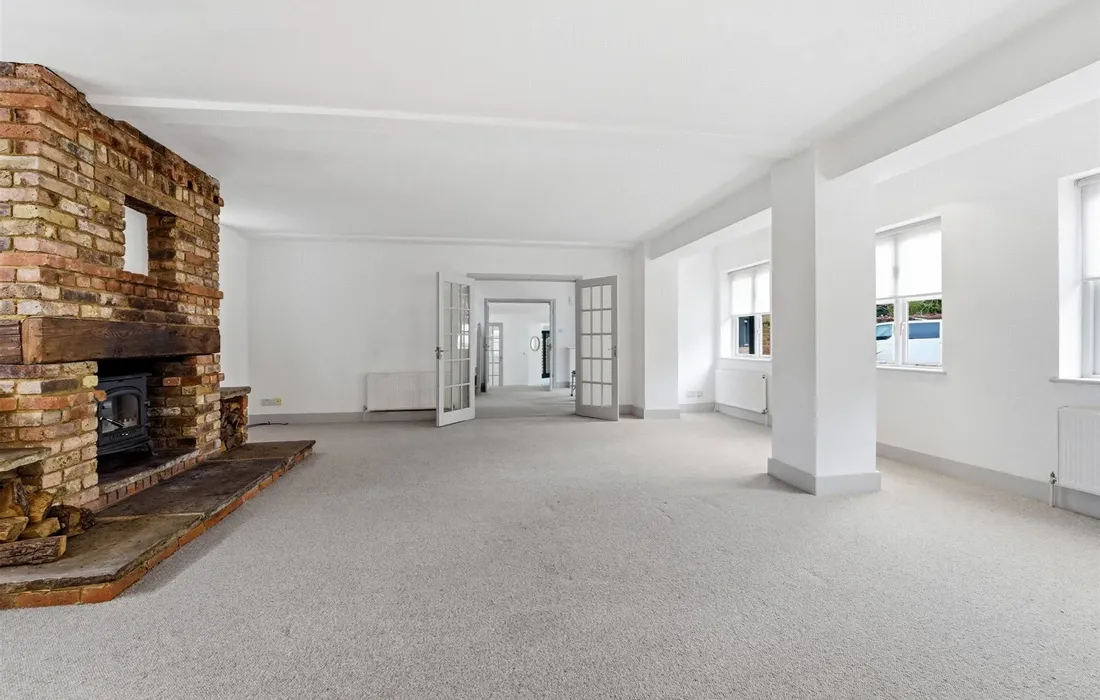 5 bedroom house for sale