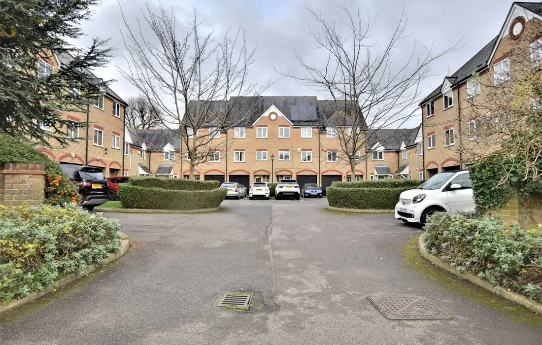 3 bedroom house for sale