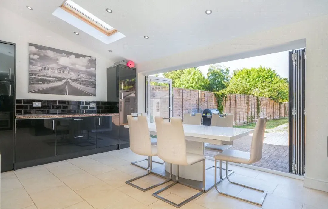 5 bedroom house for sale