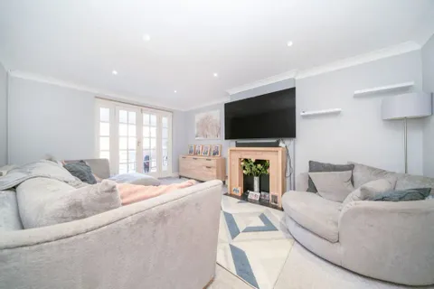 5 bedroom house for sale