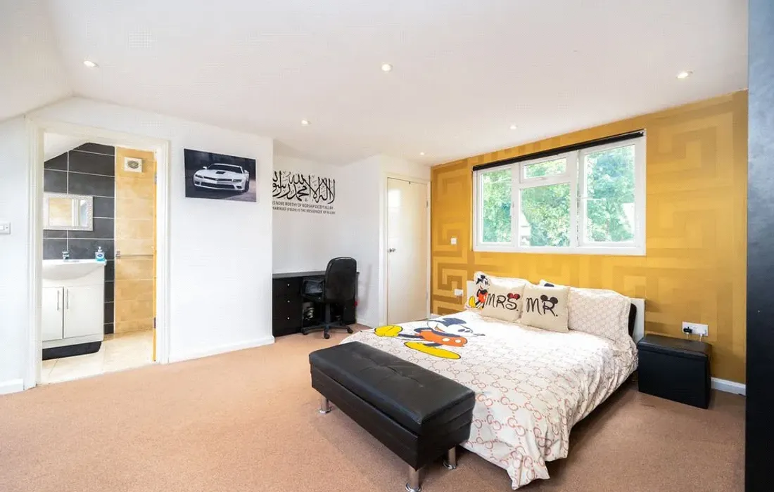 5 bedroom house for sale