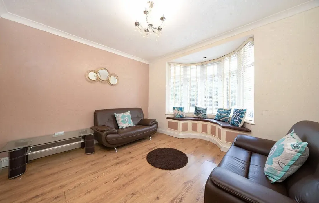 5 bedroom house for sale