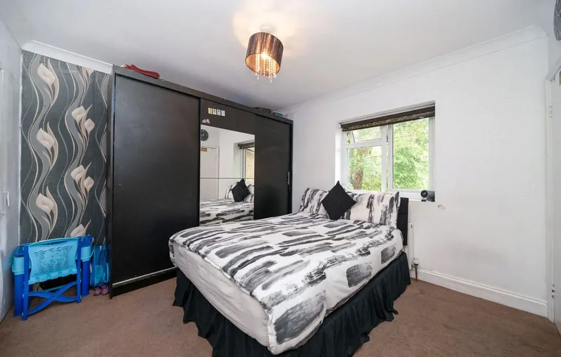 5 bedroom house for sale