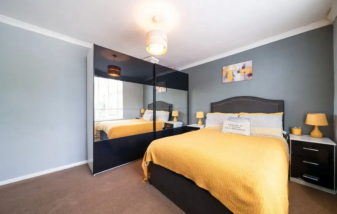 5 bedroom house for sale