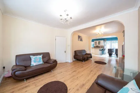 5 bedroom house for sale