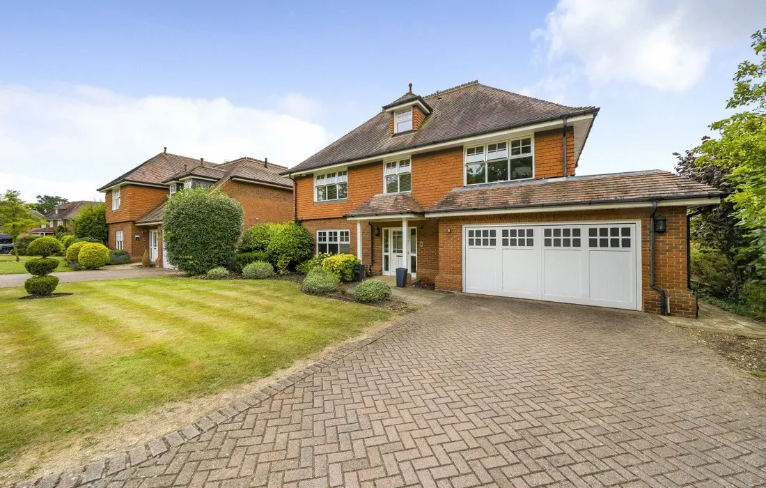 5 bedroom house for sale
