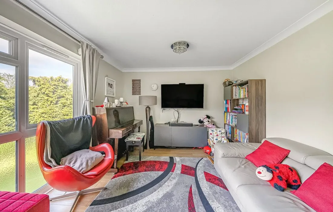 2 bedroom apartment for sale