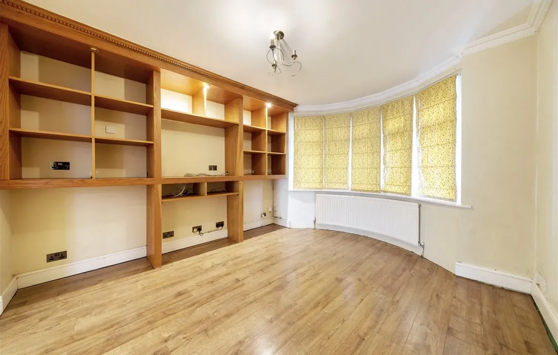 5 bedroom house for sale