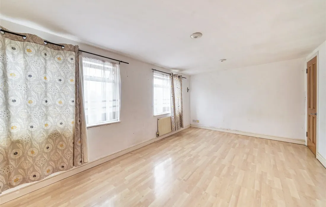 5 bedroom house for sale