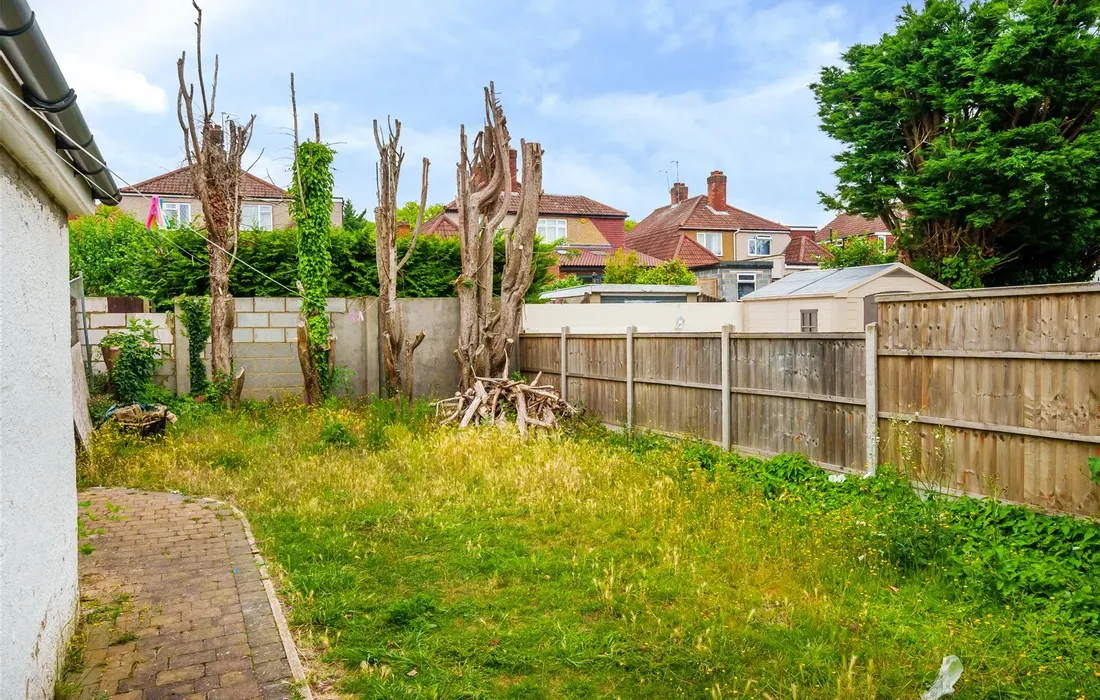 5 bedroom house for sale