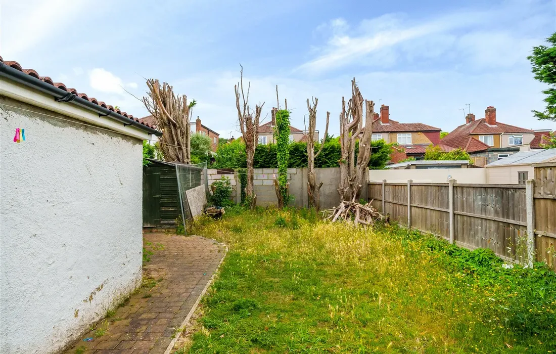 5 bedroom house for sale