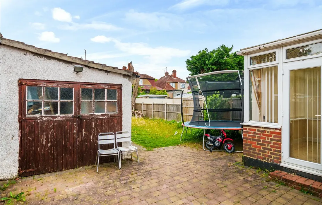 5 bedroom house for sale