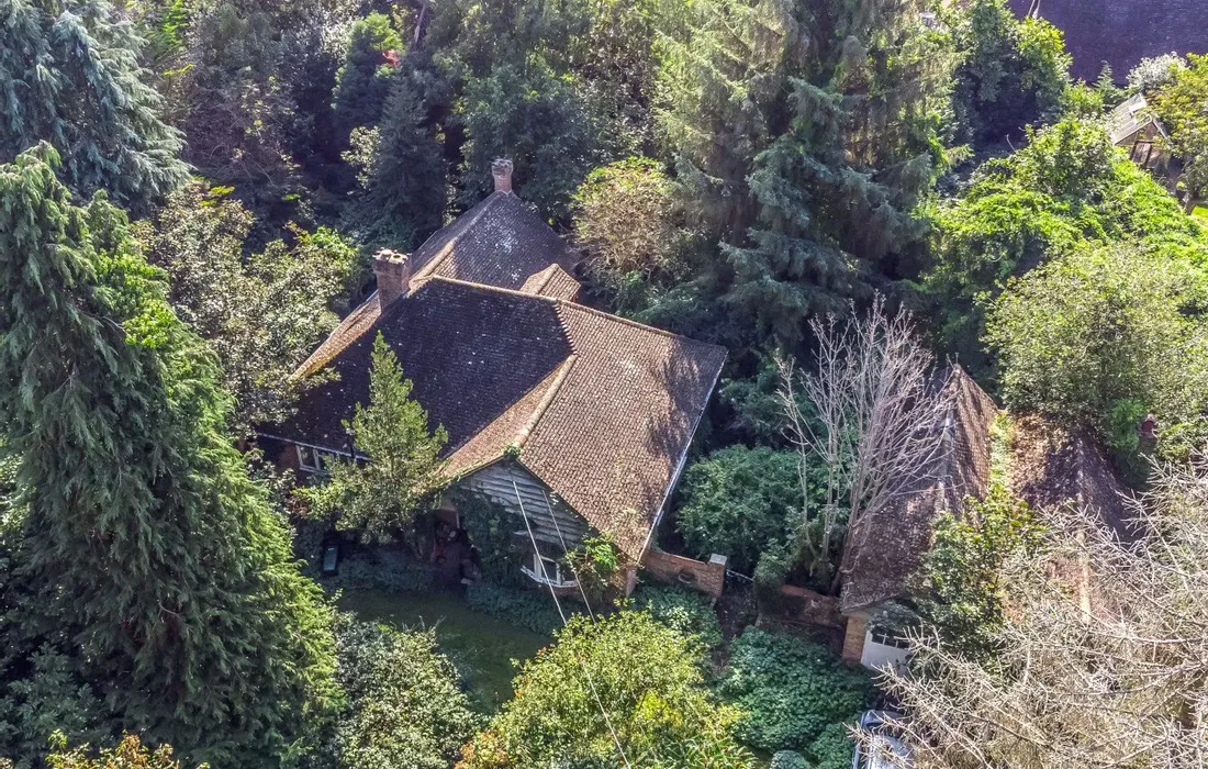 4 bedroom bungalow for sale