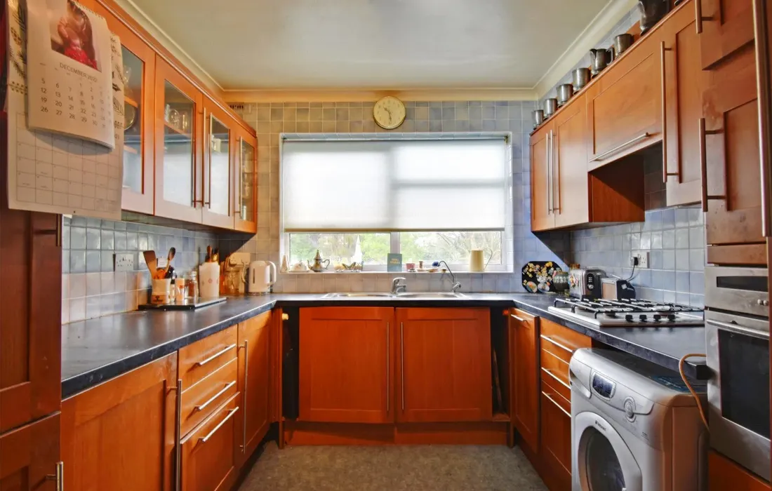 2 bedroom apartment for sale