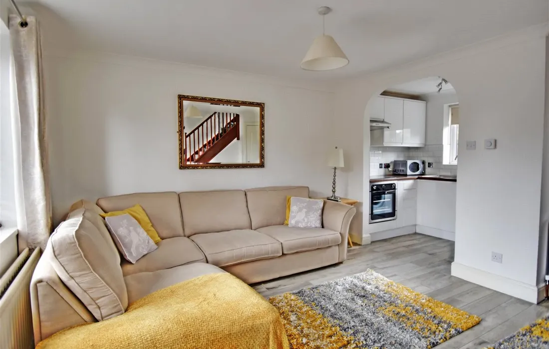 2 bedroom house for sale