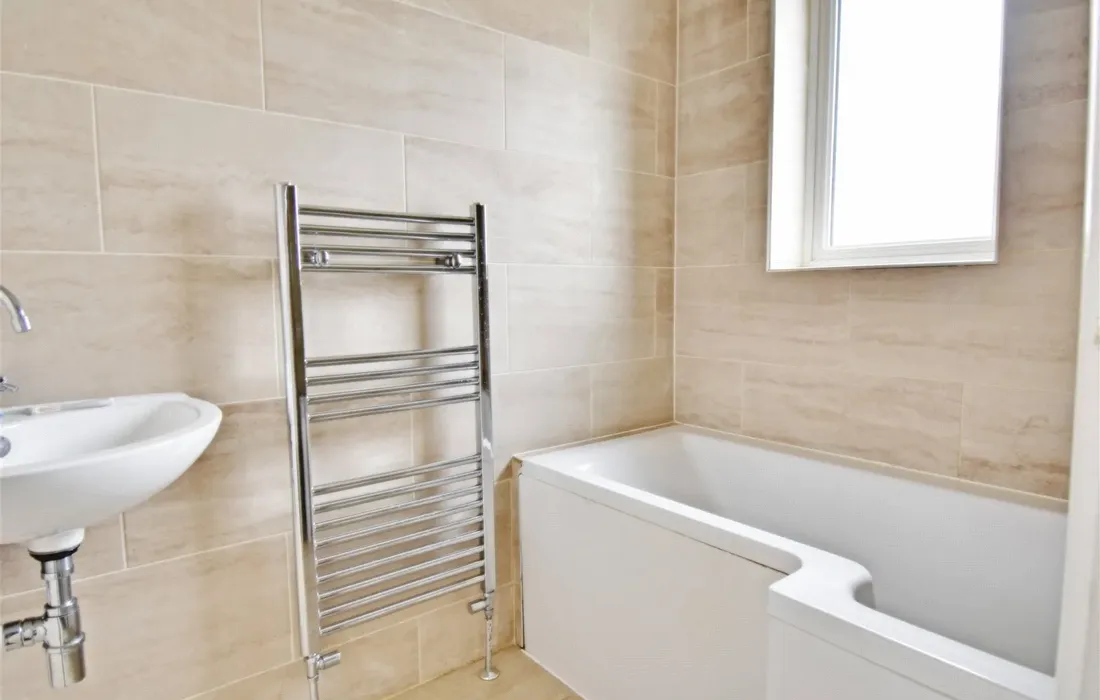 2 bedroom house for sale