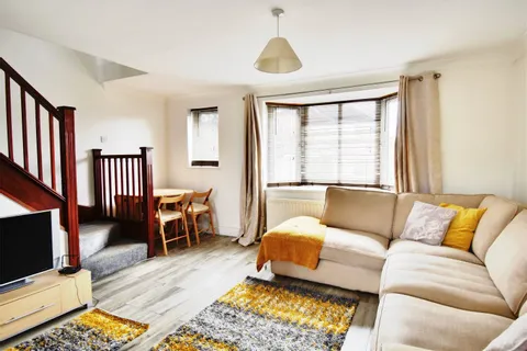 2 bedroom house for sale