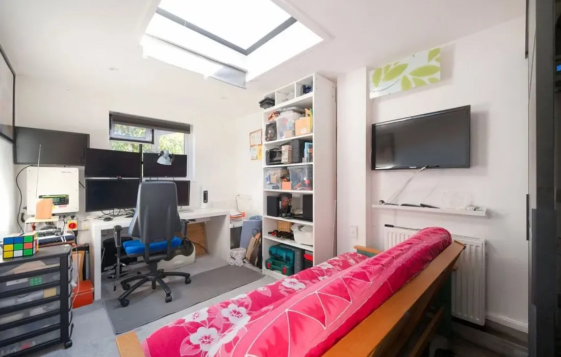 5 bedroom house for sale