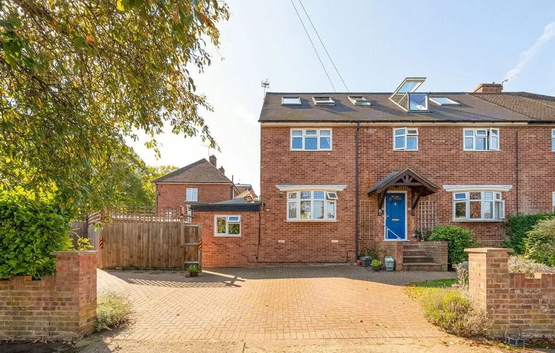 5 bedroom house for sale