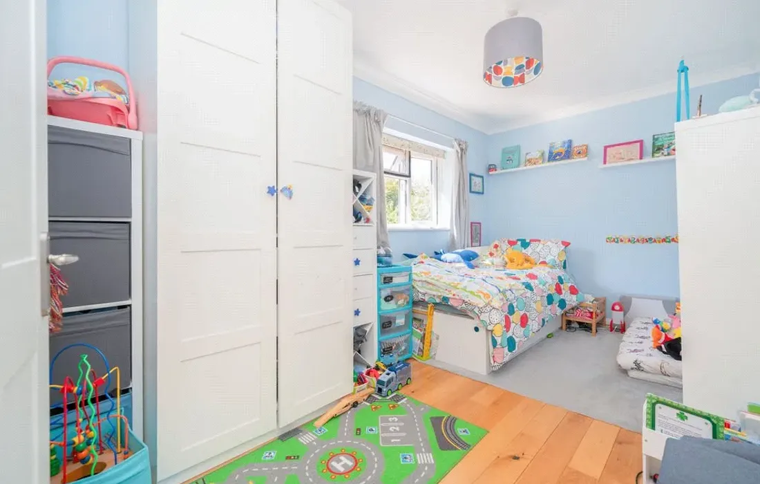 5 bedroom house for sale