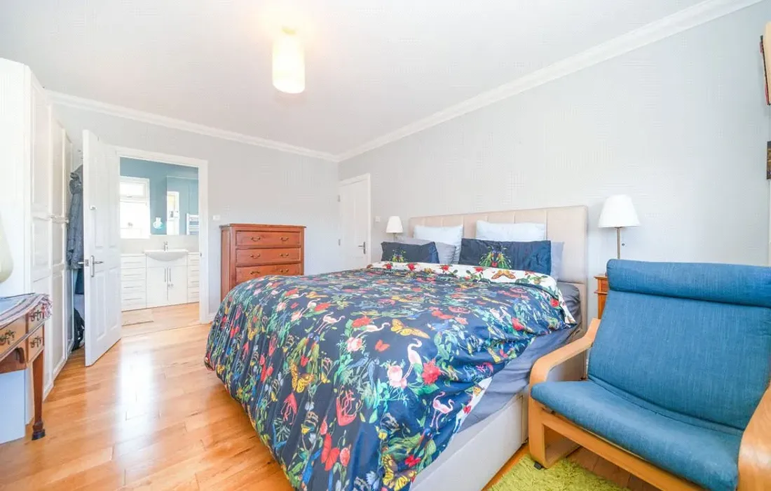 5 bedroom house for sale