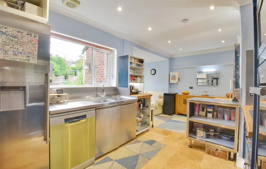 5 bedroom house for sale