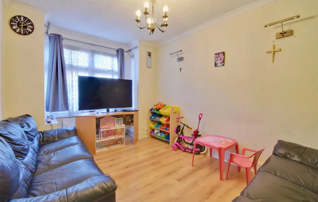 4 bedroom house to rent