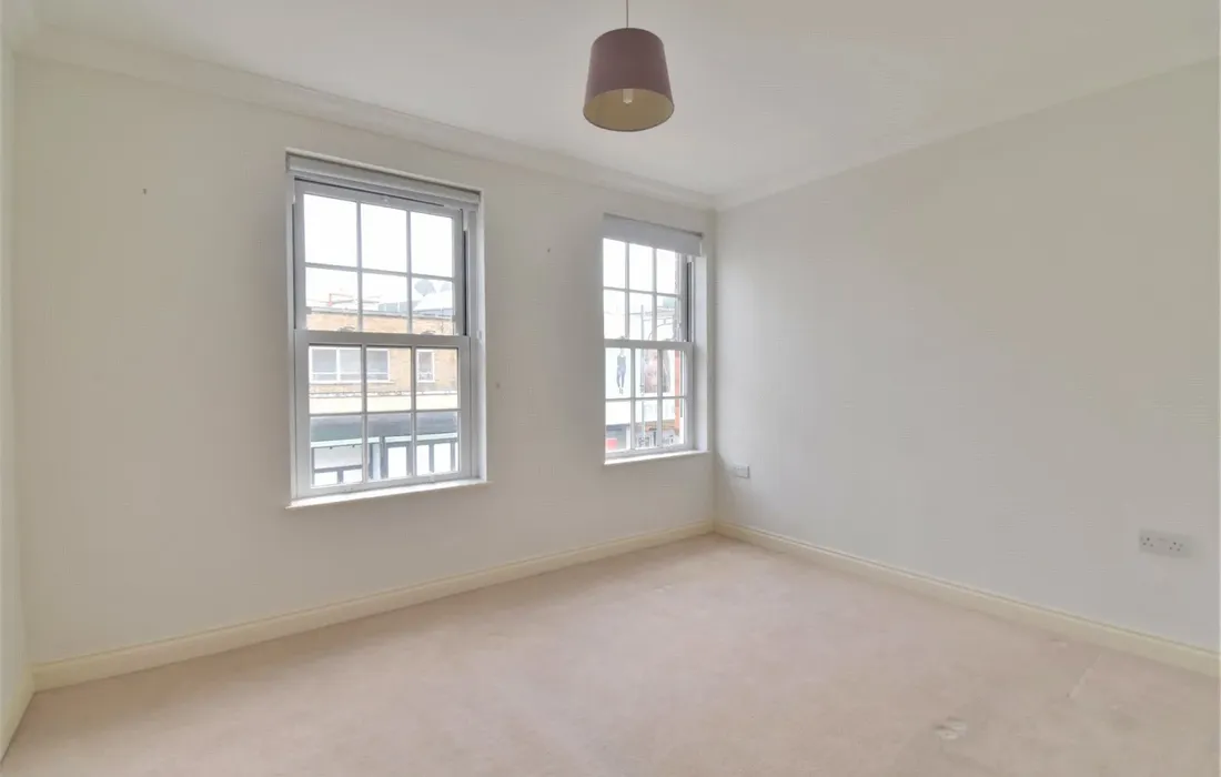 2 bedroom apartment to rent