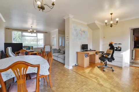 4 bedroom house to rent