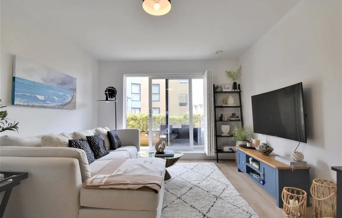 2 bedroom apartment for sale