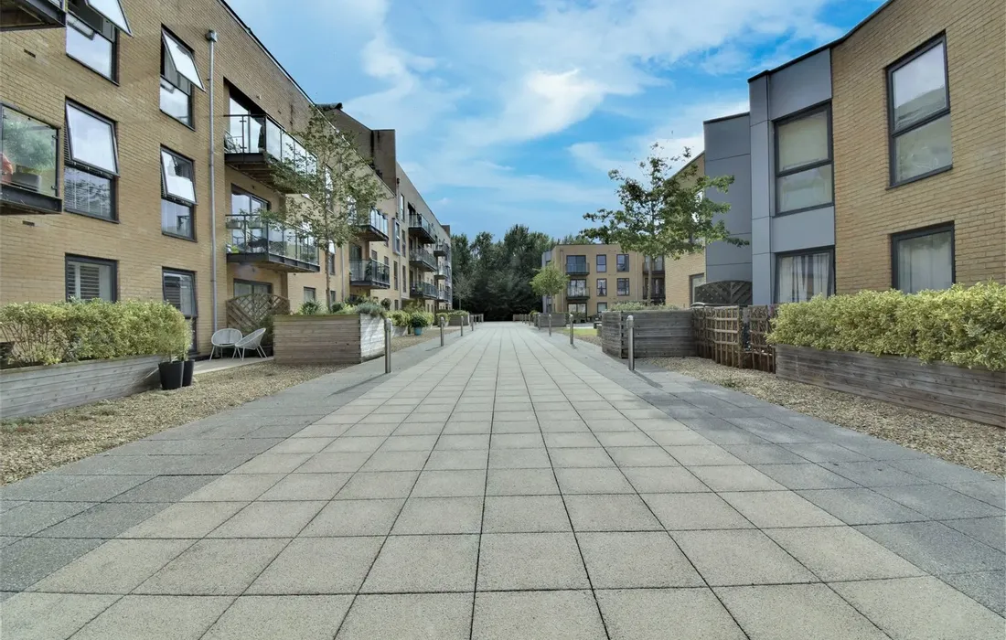 2 bedroom apartment for sale