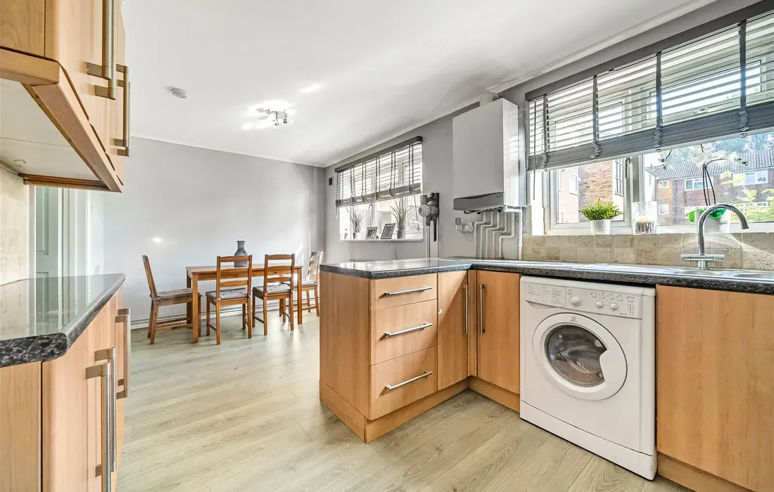 2 bedroom apartment for sale