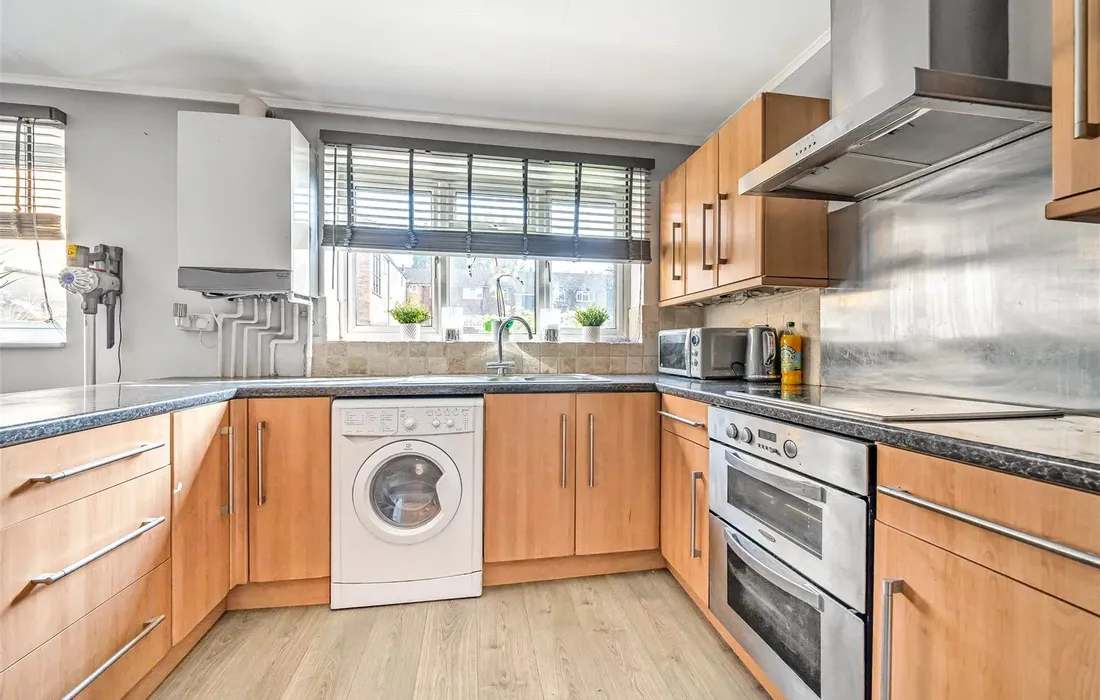 2 bedroom apartment for sale