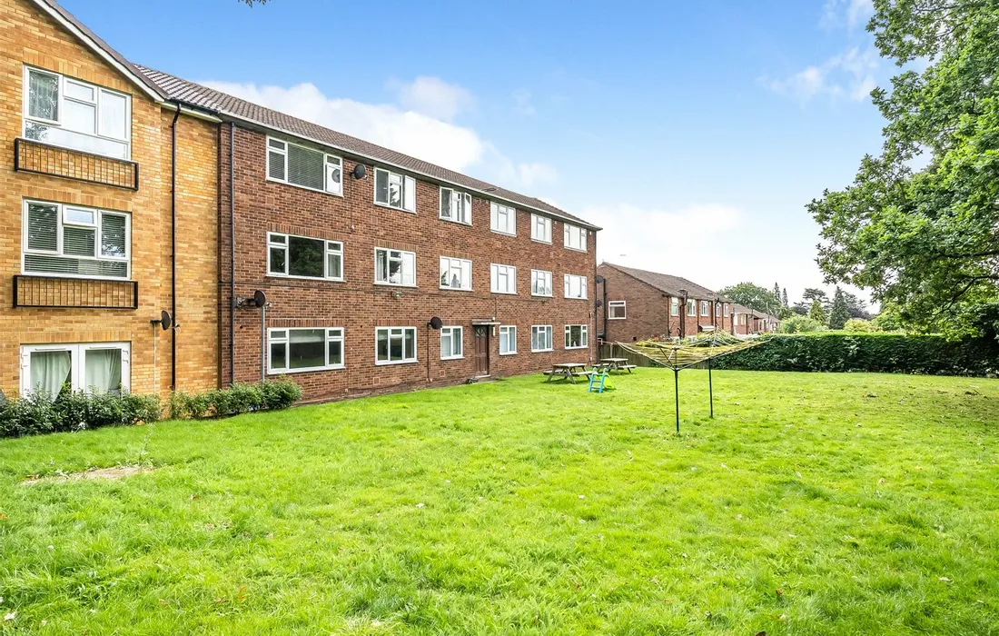 2 bedroom apartment for sale