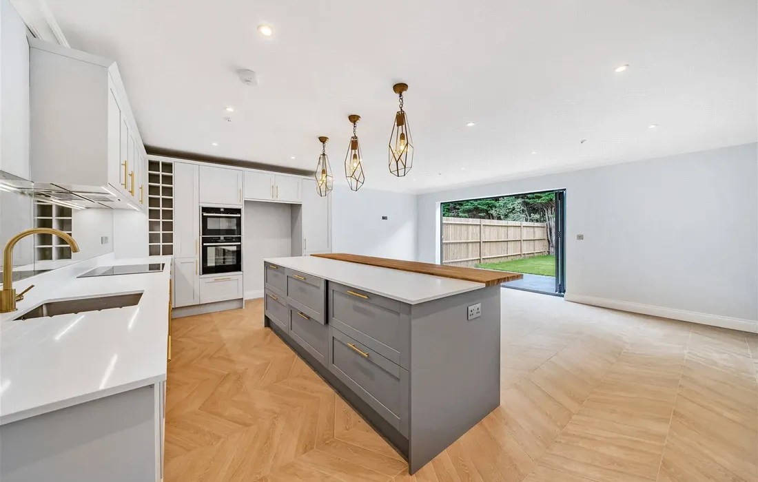 4 bedroom house for sale